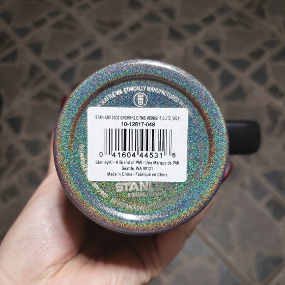 Midnight Glitz 20oz Flowstate Quencher - Picture 3 of 6